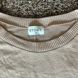 Women's Tan Sweater